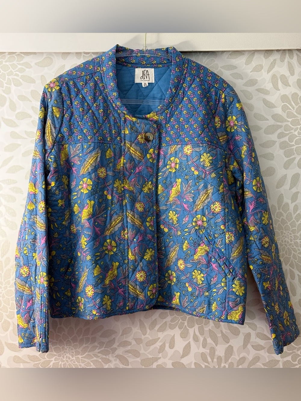 dRA Women’s M Blue Yellow Floral Quilted Cropped Full Zip Jacket Blazer